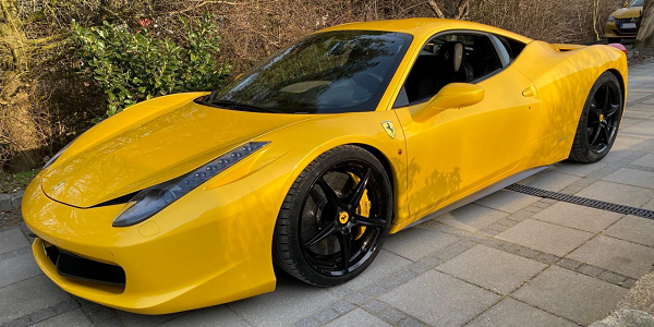 Lej en Ferrari 458 Italia 