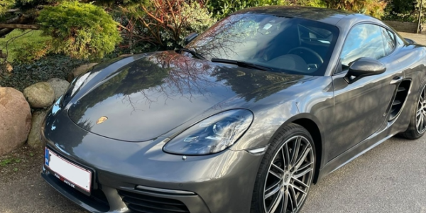 Lej en Porsche Cayman